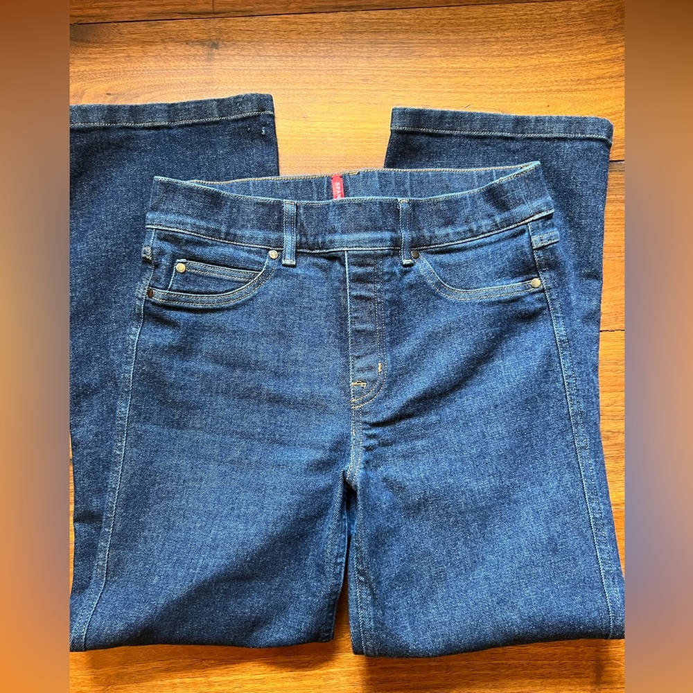 EUC SPANXshape EveryWear Kick Flare Raw Indigo Jeans size Large